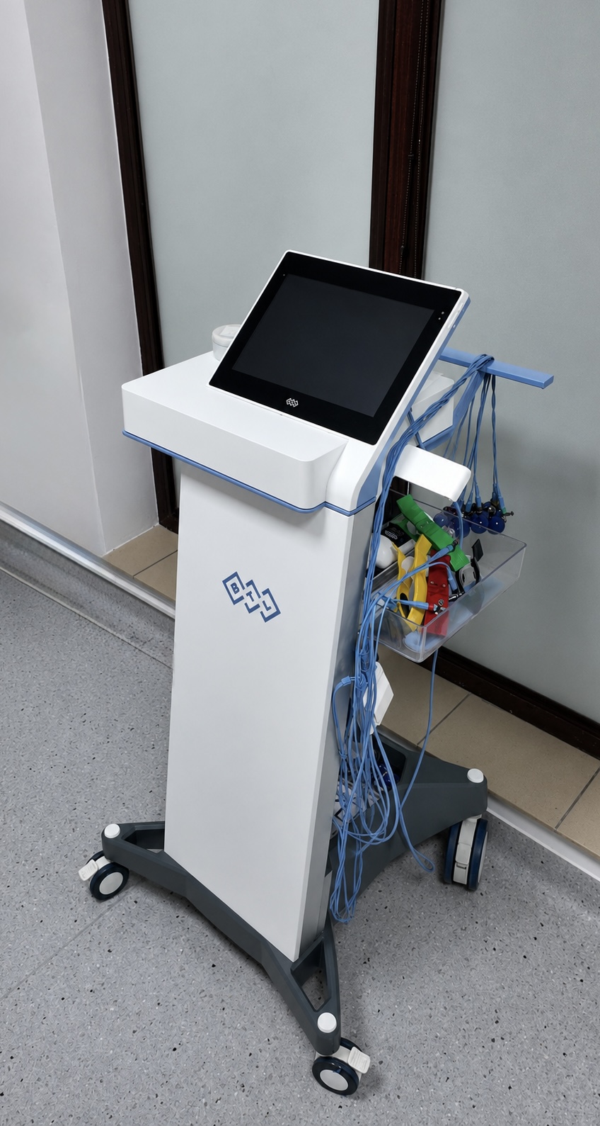 Aparat EKG digital cu 12 derivații la Clinica ArenaMed, Sector 2 București
