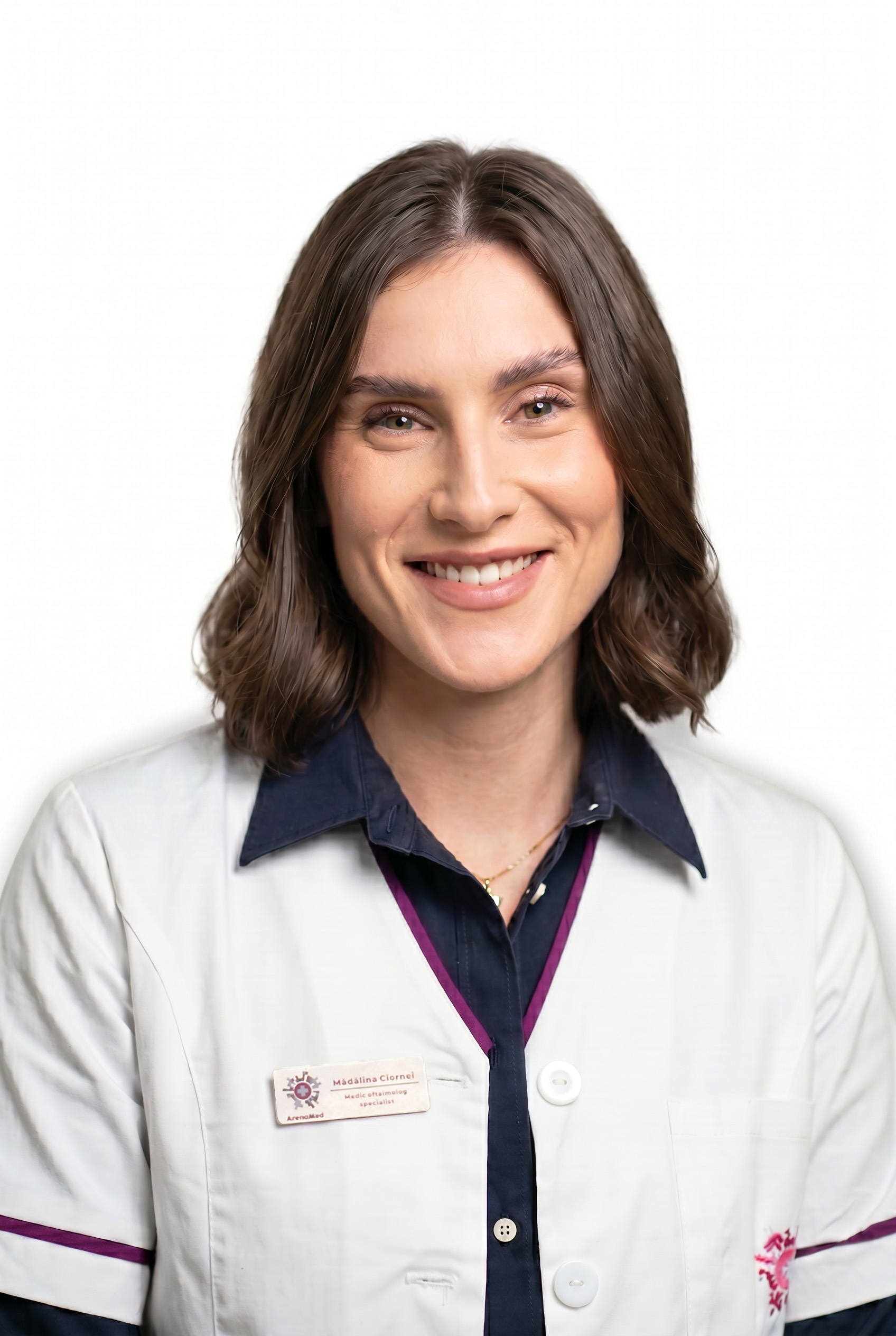 Dr. Mădălina Ciornei, medic oftalmolog la ArenaMed