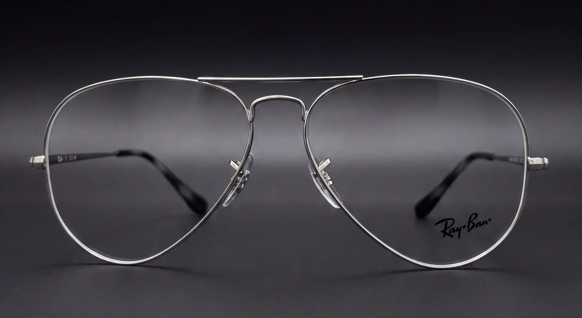 Ochelari de soare Ray-Ban Aviator cu lentilă oglindă argintie, vedere frontală, ramă metalică argintie